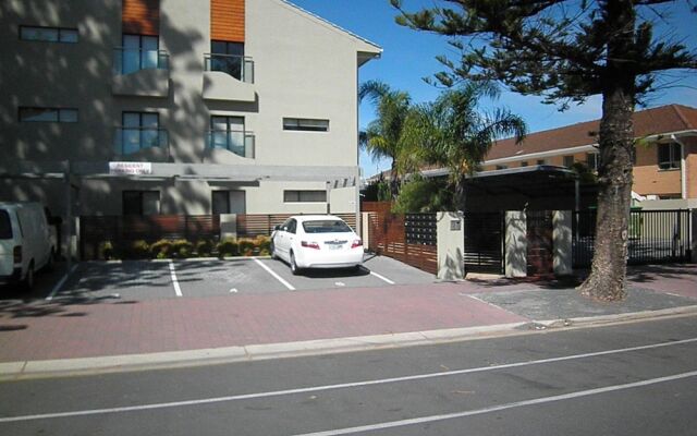 Glenelg Holiday /corporate Accommodation