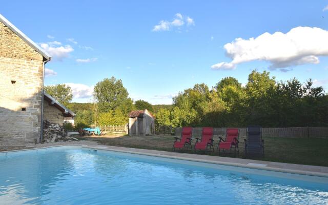 Authentic, renovated country house with private heated pool