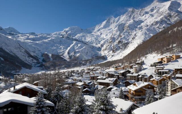 Joli Studio fraîchement rénové à côté des pistes