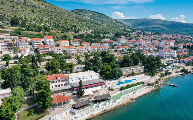 Hotel Val All Inclusive
