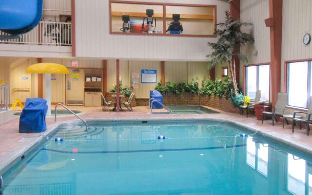Quality Inn & Suites Detroit Lakes
