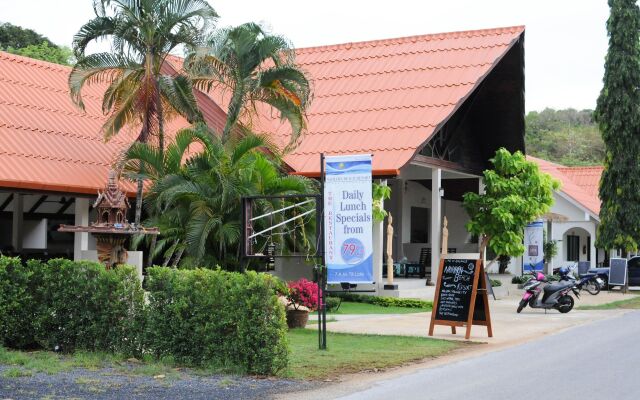 Naiharn Beach Resort