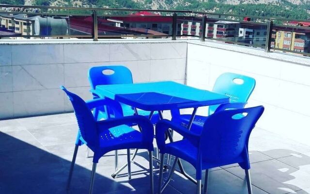 Triton Apart Otel