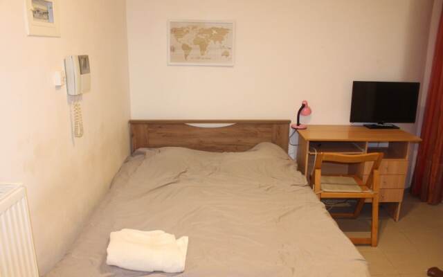 1-bedroom Apartment Center and City Attractions
