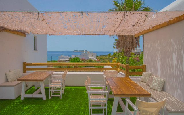 Ostria Hotel