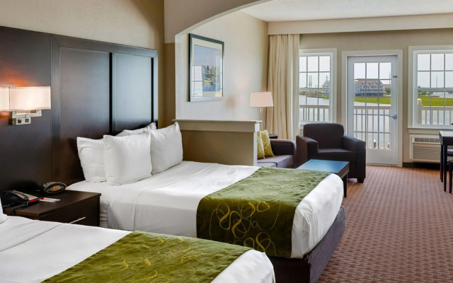 Comfort Suites Chincoteague Island Bayfront Resort