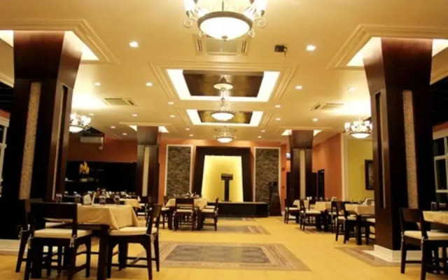 Chour Palace Hotel