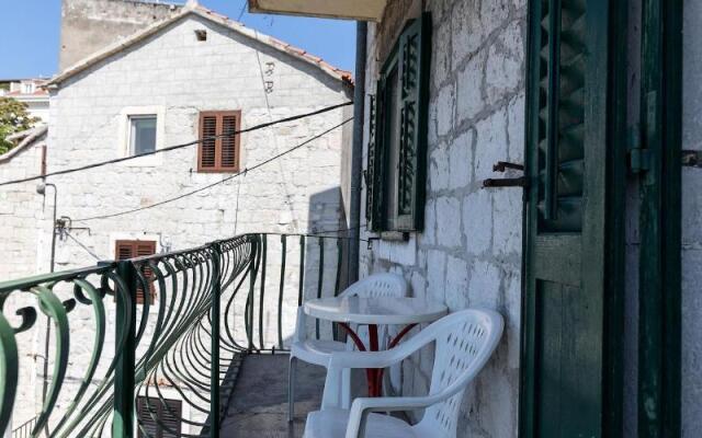 Apinelo Port Rooms