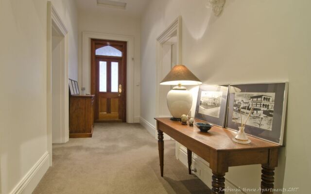 Roxburgh House Apartments