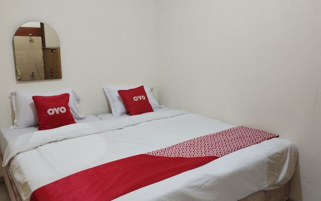 Hotel O C16 Siwalankerto Syariah