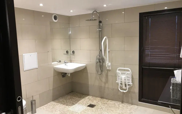 Enzo Hotel Brétigny