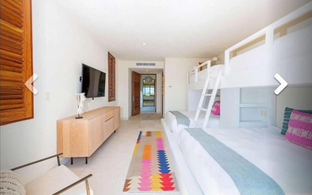 Three Bedroom Amazing Dazzling Villa in Mexico