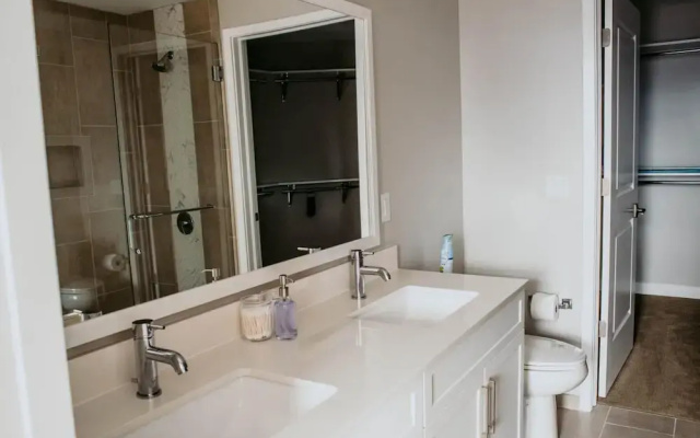 Nashville Hip 2BD 2BA Apartment