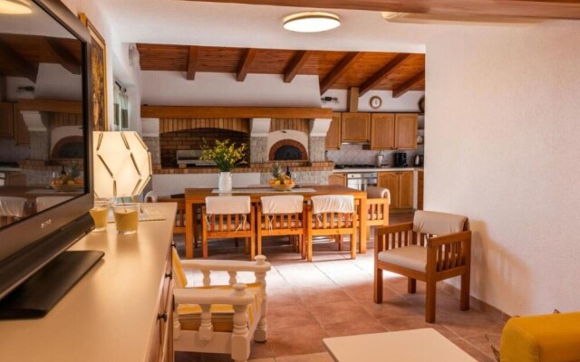 Kike - 60 Meters From the Beach - A1