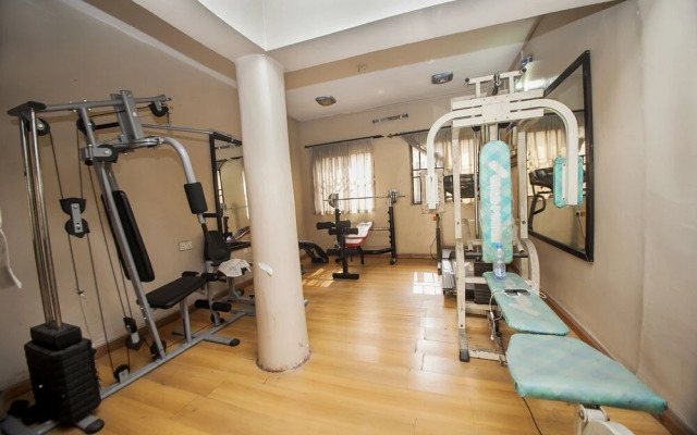 Benny Hotel