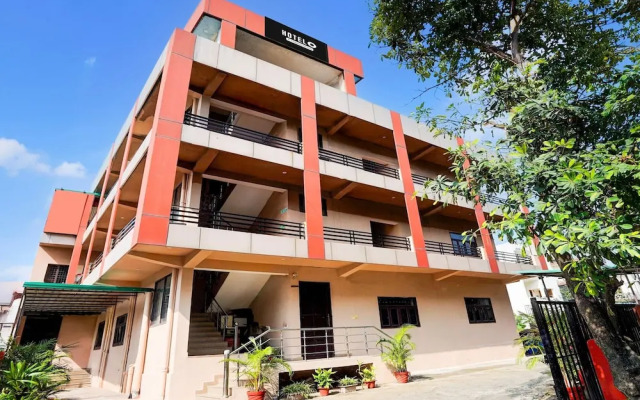 Mordern Room Ballaupur Chowk Dehradun