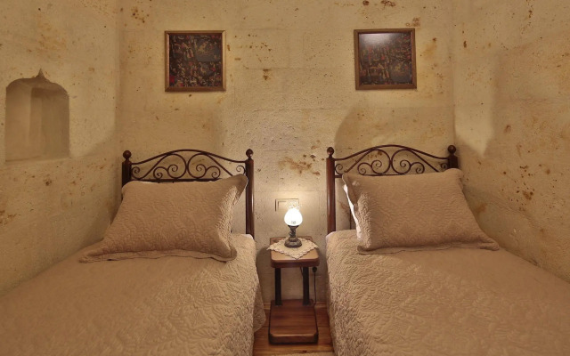 Vista Cave Hotel