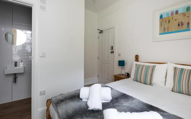 Little Leaf Guest House