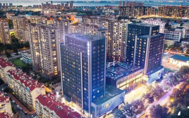 Orange Hotel (Qingdao North Railway Station Xinduxin)