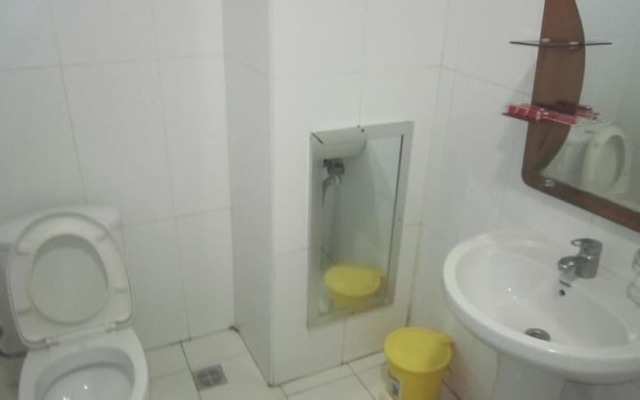 Cross Way Executive Hotel - CWE