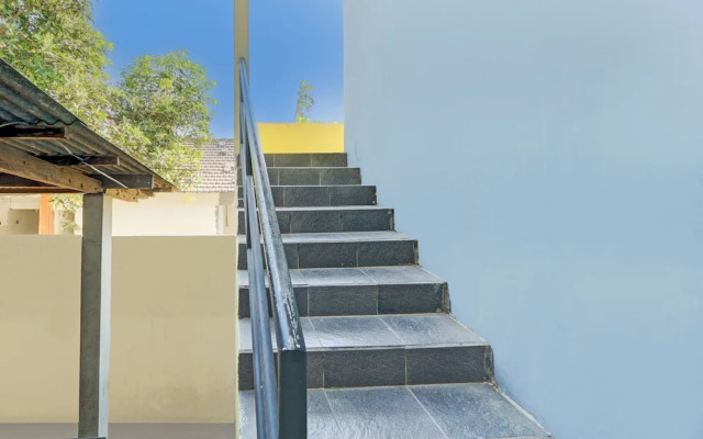 OYO Life 93290 Homestay Betro Syariah