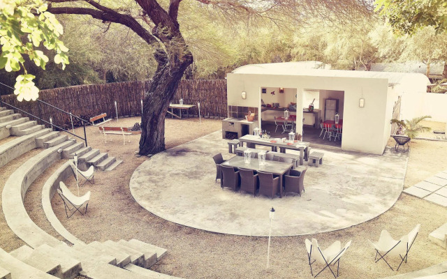 Vanilla House