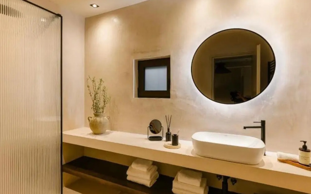 The Attican Villa & Estate