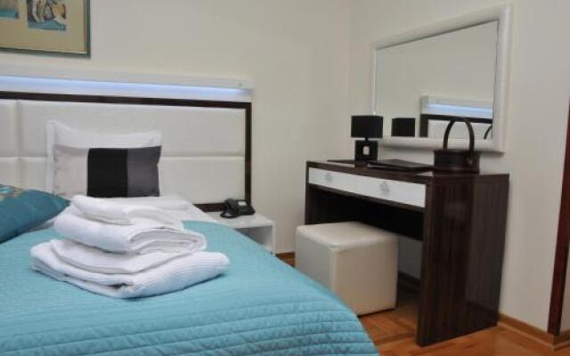 Apartments Biser