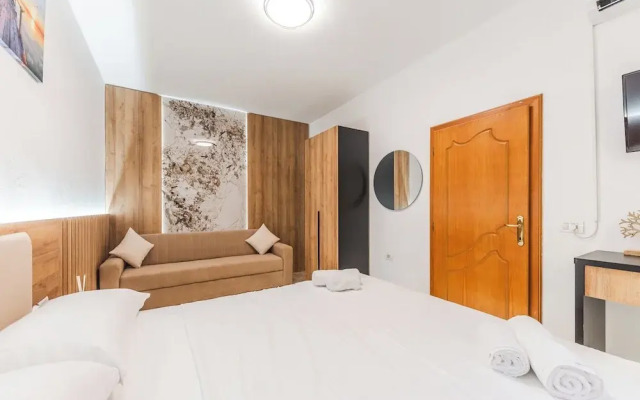 ApartHotel by PikHost