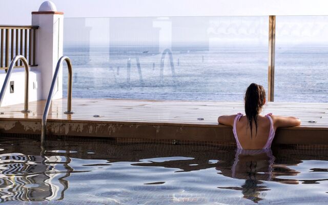 Duplex Penthouse with swimming pool