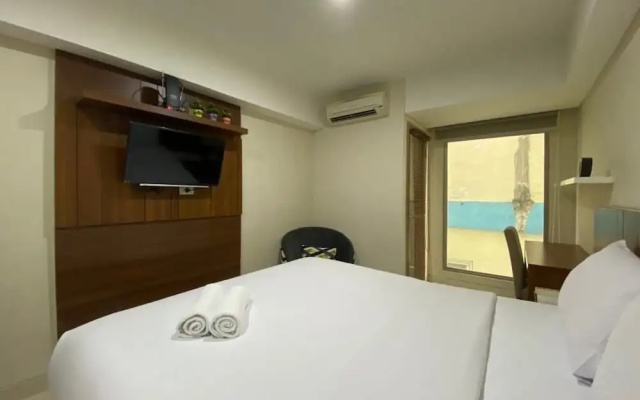 New And Homey Studio Apartment At Warhol (W/R) Residence – Guest Rooms – Semarang