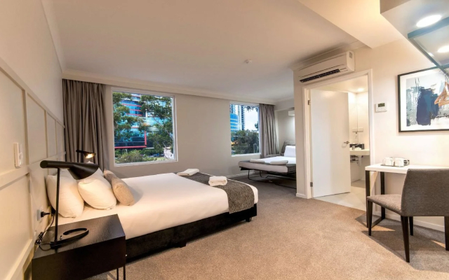 Woodroffe Hotel