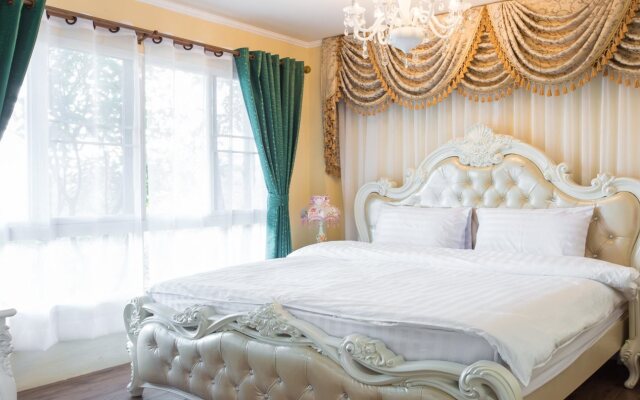 Mont Blanc In Khao Yai