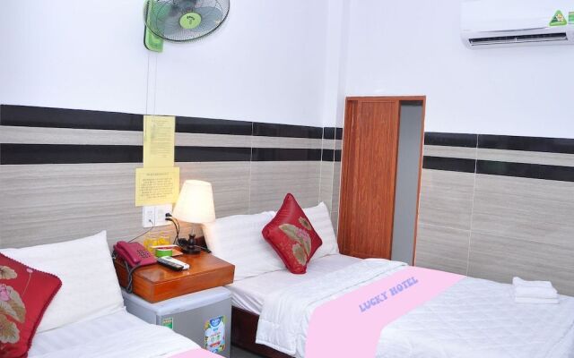 Lucky Hotel