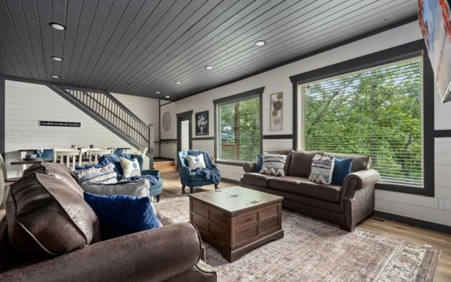 Sweet Escape By Ghosal Luxury Lodging