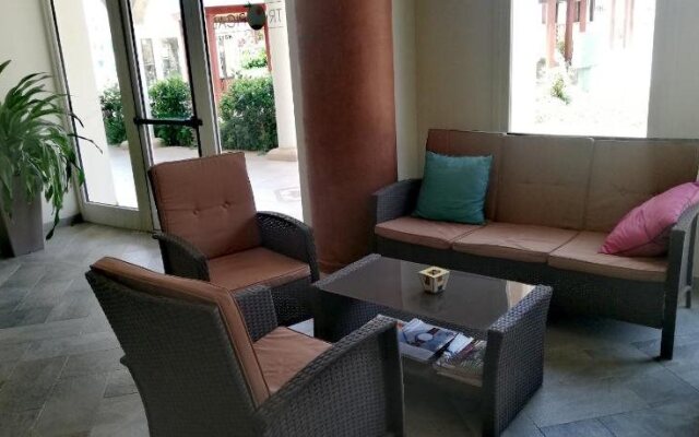 Aparthotel Tropical