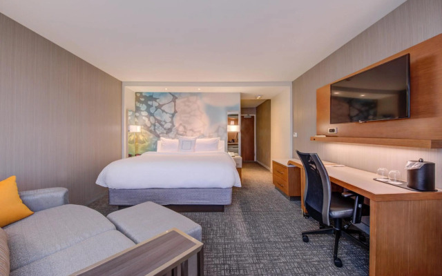 Courtyard by Marriott St. Louis Chesterfield
