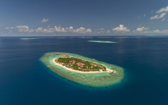 Kudafushi Resort and Spa