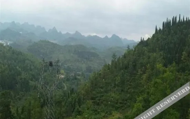 Yunshun Waterfall Hotel
