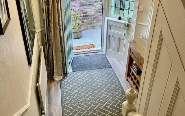 Seaside-scarborough-wifi-parking-petsok-sleeps-7/8