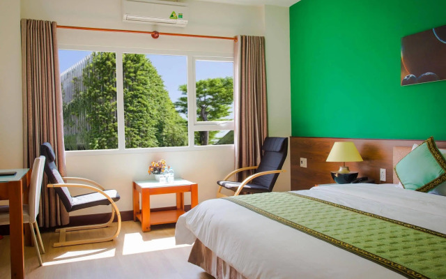 Sai Gon Phong Nha Hotel