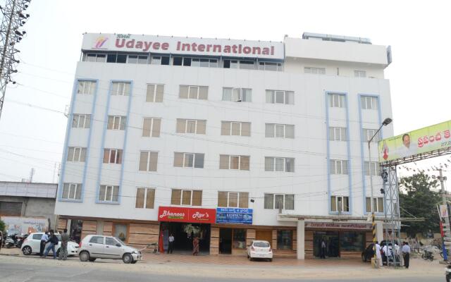 Hotel Udayee International