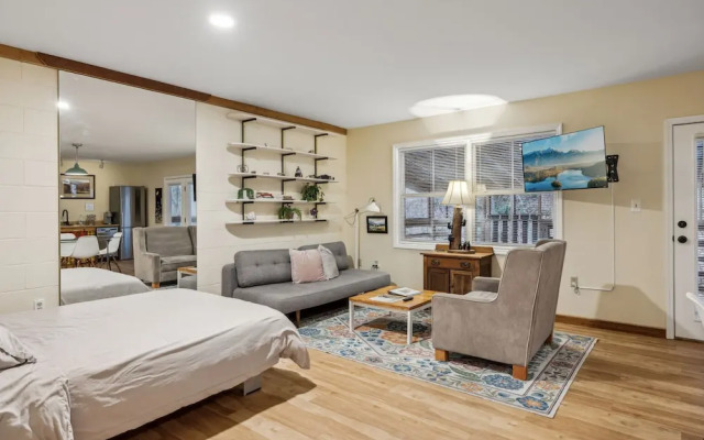 Gallery House Studio