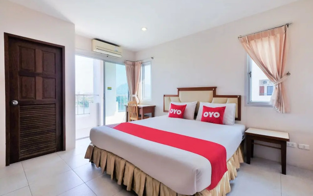 OYO 605 Lake View Phuket Place