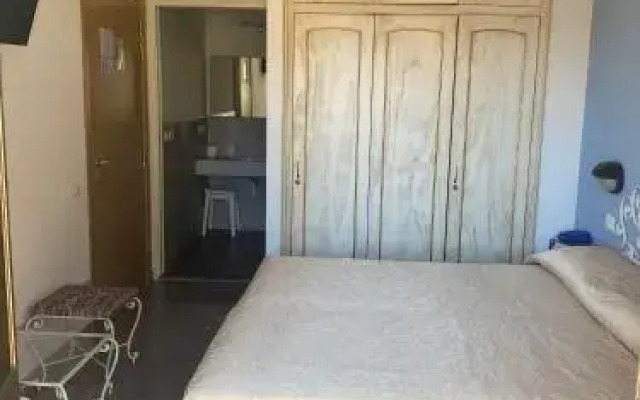 Paris Hotel