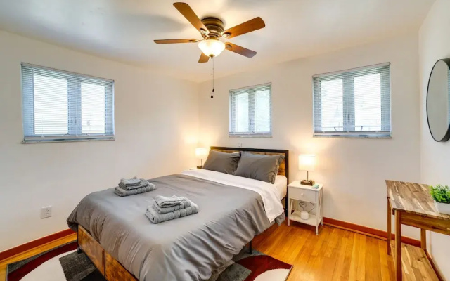 3 Mi to Downtown: Pittsburgh Home w/ Balcony!