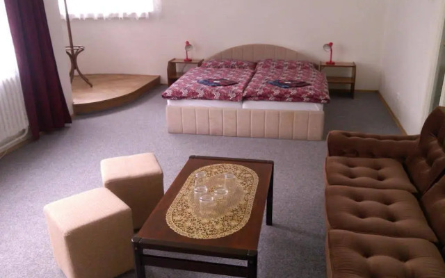 Hotel Lux