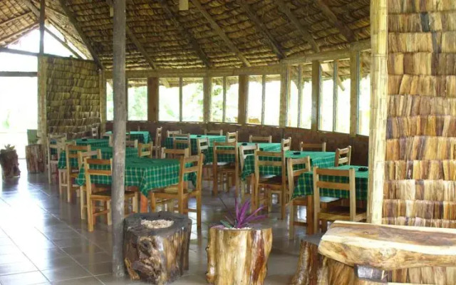 Meru Simba Lodge