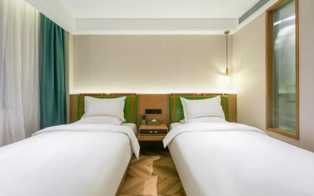 Xiamen Airport SM City Plaza Yunrui@Hotel