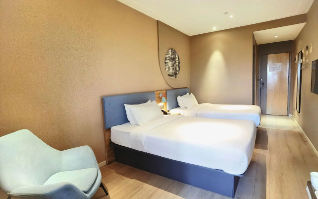Home Inn (Fuzhou Gushan Walmart)